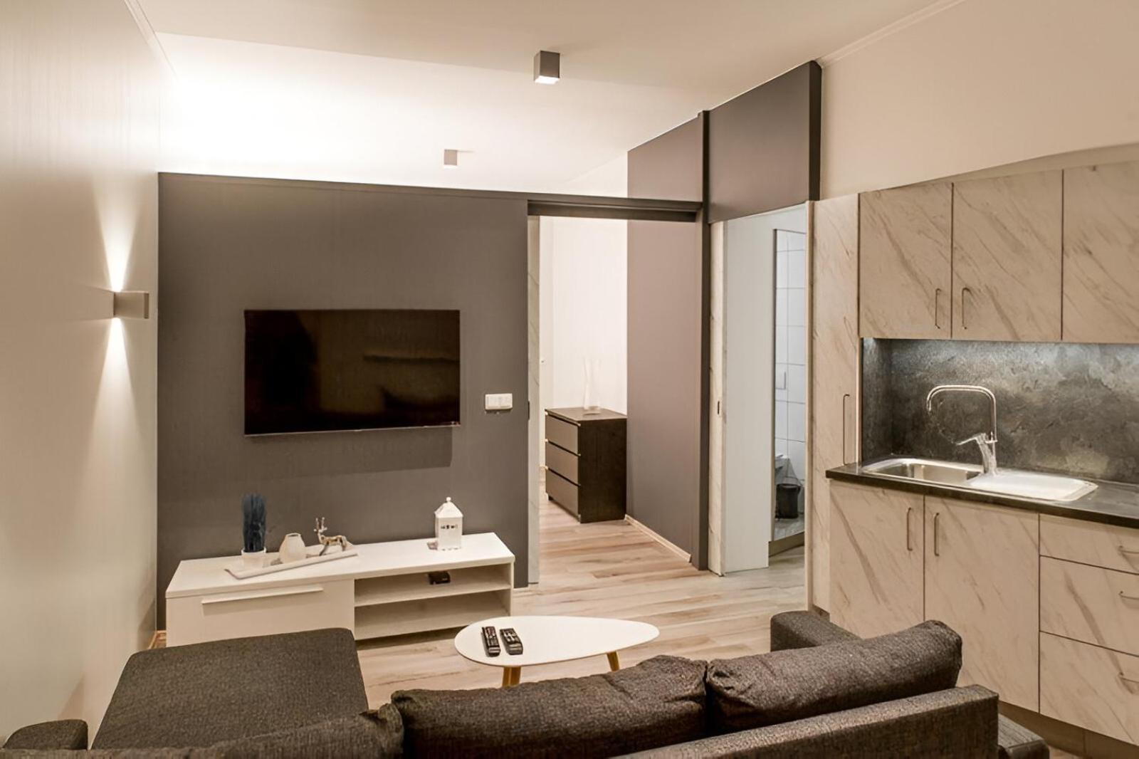 Lava Apartments & Rooms アークレイリ エクステリア 写真